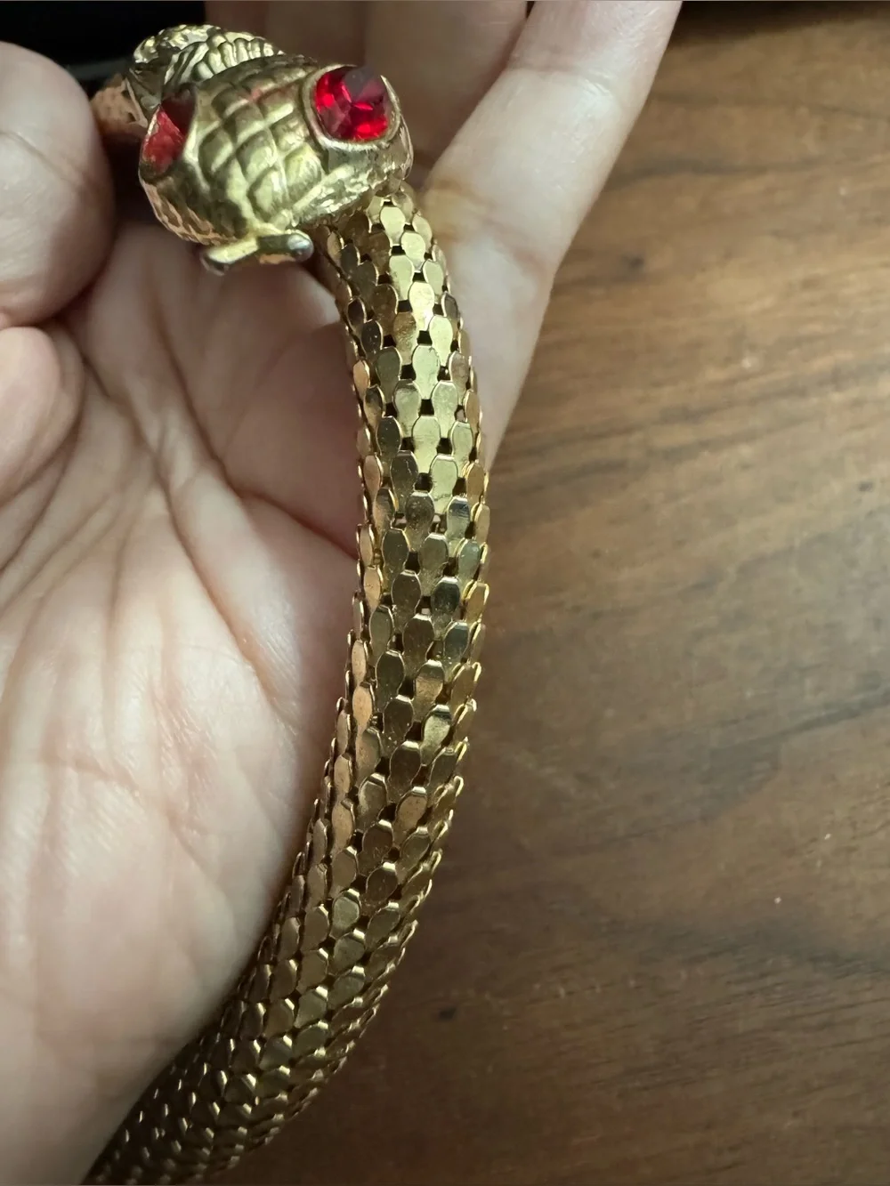 Vintage DL Auld Goldtoned Metal Mesh Adjustable Snake Choker Necklace *READ*